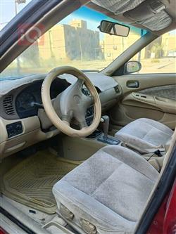 نیسان سێنترا